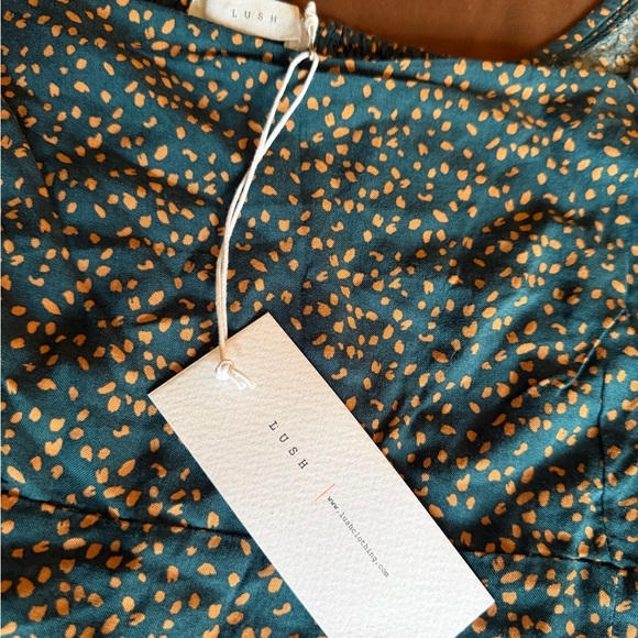 Lush Teal and Gold Speckled Blouse - Picture 2 of 3